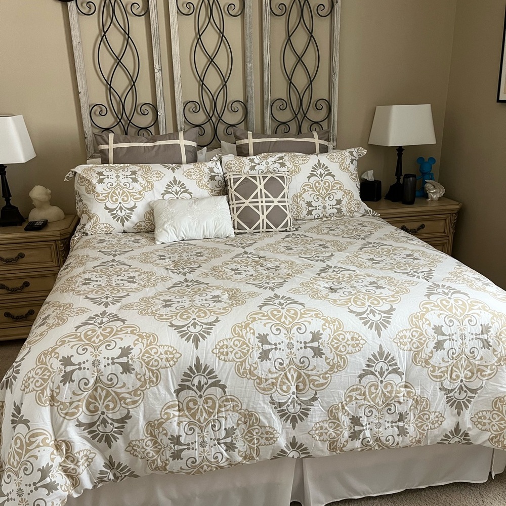 King Comforter Set